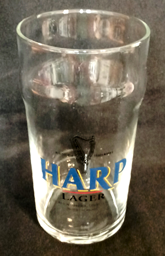 https://theirishgifthouse.com/contents/media/irish-beer-glasses-harp.jpg