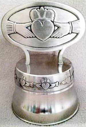 MULLINGAR PEWTER WEDDING CAKE KNIFE - Claddagh - Irish Crossroads